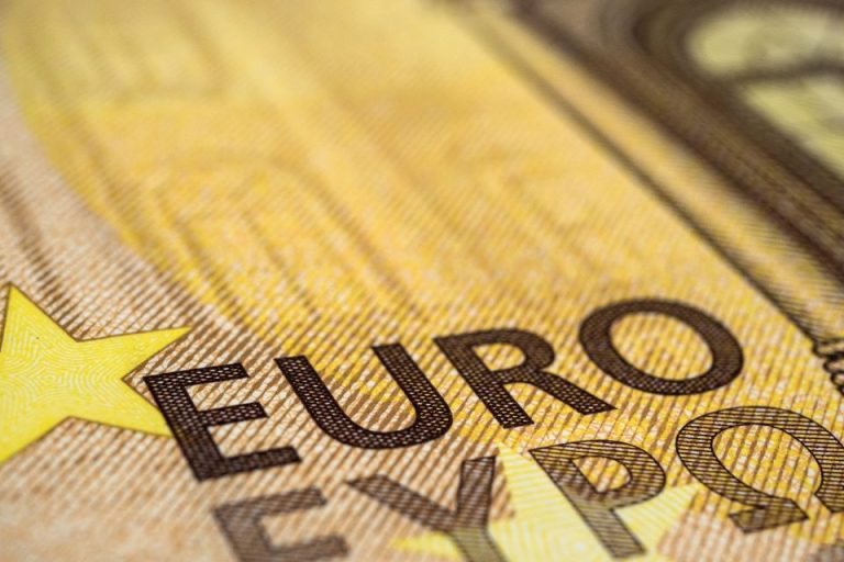 NE TREBA DOLAZITI Evo gdje će širok krug primatelja dobiti božićnicu na tekuće račune
