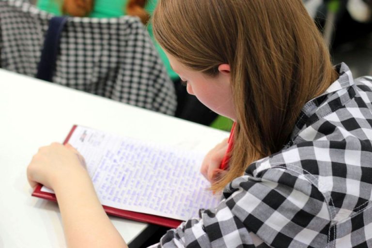 Učenici i studenti pozvani da ispune obvezu iz ugovora ili će ostati bez kredita
