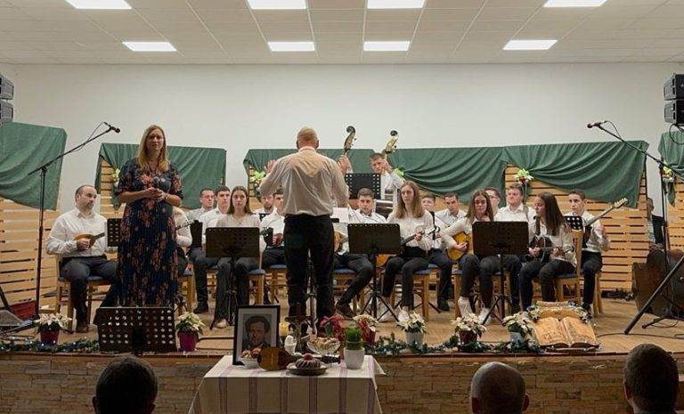 Kulturna udruga pripremila koncert u spomen na Tomislava Franjića i dvije predstave