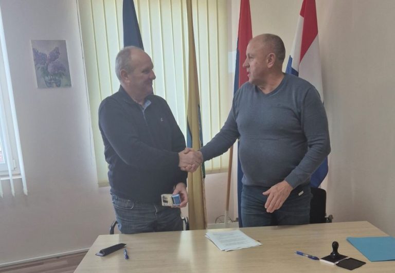 Počinje asfaltiranje staza na mjesnom groblju