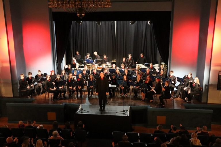 FOTO Gradski puhački orkestar Križevci održao godišnji koncert pod nazivom ‘Španjolska večer’