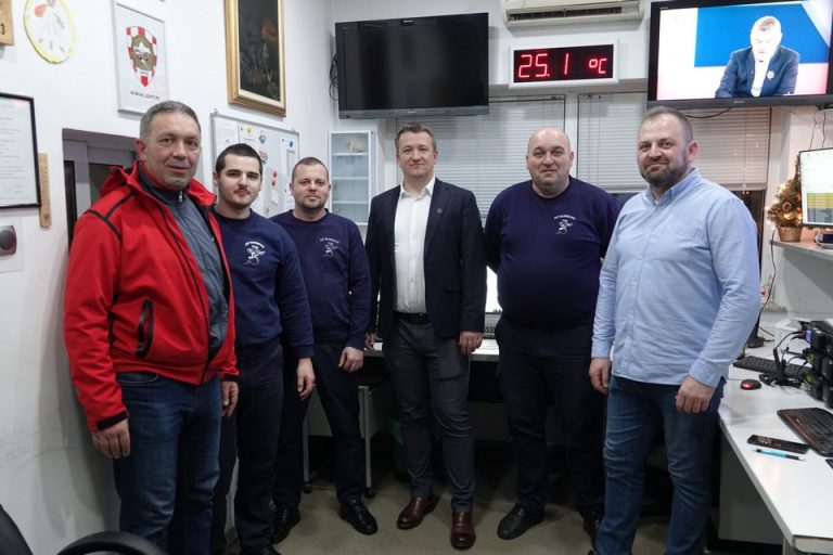 FOTO Gradonačelnik Hrvoje Janči posjetio dežurne službe na Staru godinu