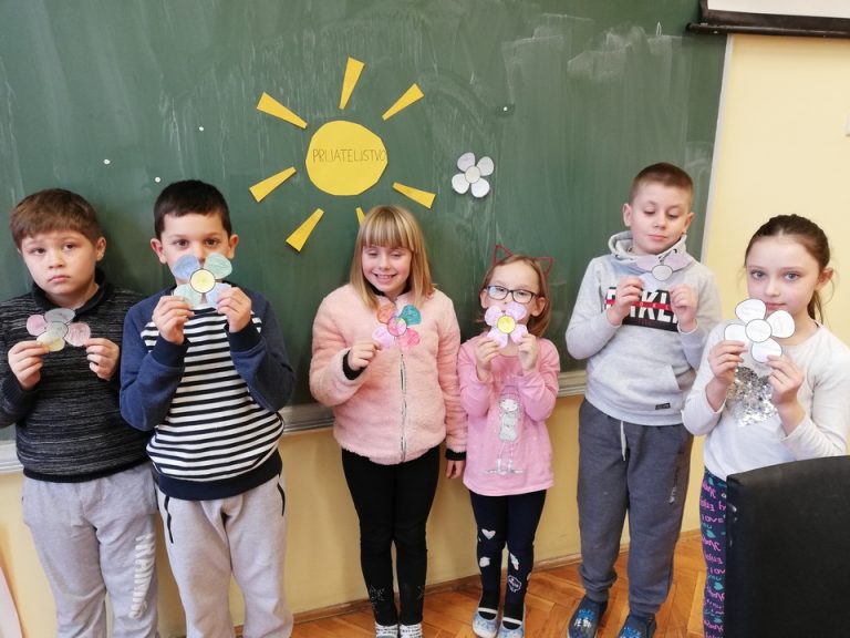 Škola dobila 4.000 eura za nadarenu djecu, učit će kamišibaj i znakovni jezik