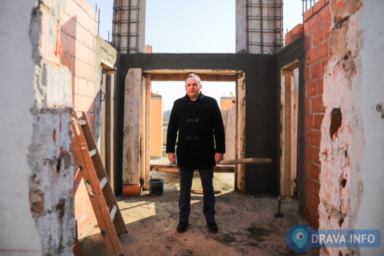 KRATKO UZ KAVU Načelnik Zoran Vrabelj: Općina istovremeno ima nekoliko otvorenih gradilišta