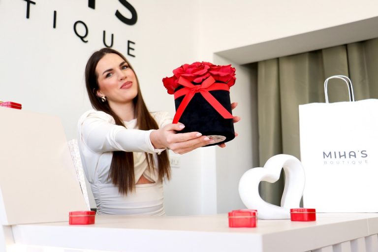 [POGURANAC] BOUTIQUE MIHA’S  Vlasnica Mihaela: Moji kupci su žene koje vole svečane haljine u kojima će sigurno biti primjećene
