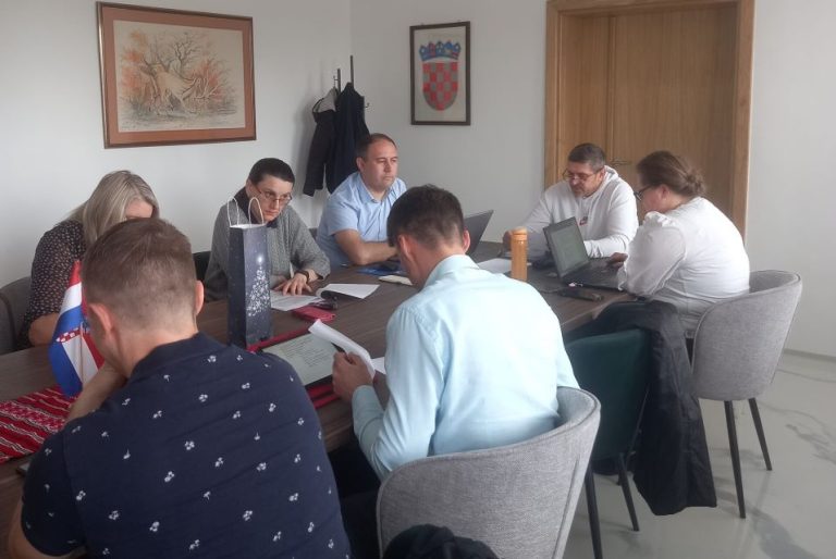 Vijećnici održali posljednju sjednicu u ovom mandatu, izglasani i zaslužni stanovnici