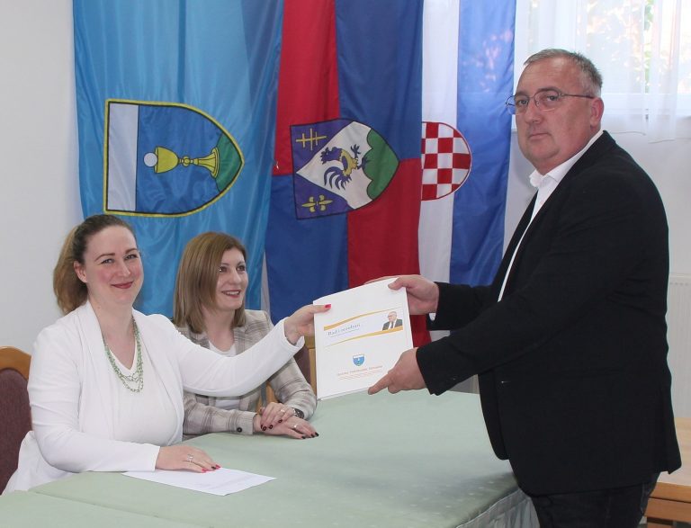 Po još jedan mandat ide i Mladen Sitek, Izbornom povjerenstvu predao potpise