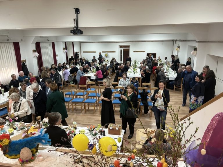 Članice Udruge žena organizirale tradicionalnu izložbu Uskrs u Kloštru Podravskom