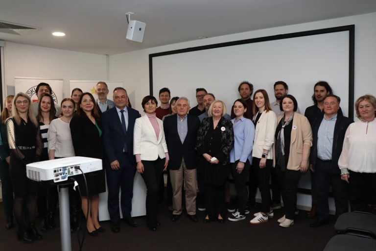FOTO: GDCK Križevci održao početnu konferenciju projekta Gradimo budućnost sa STEM-om