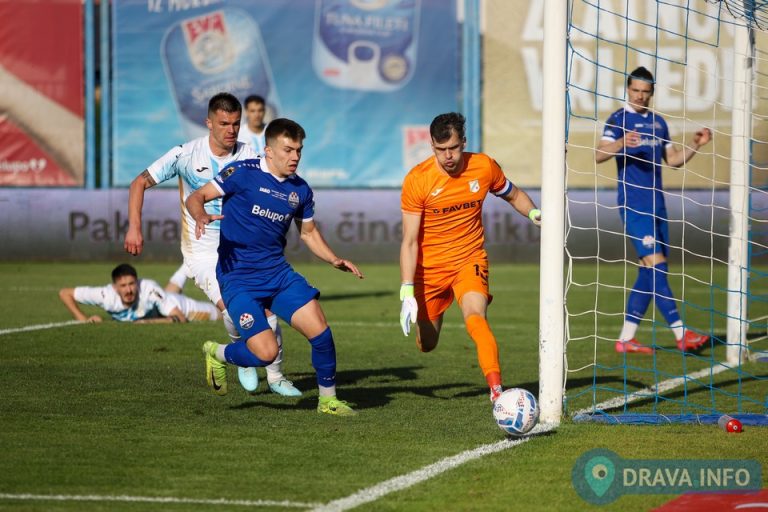 FOTO: FINALE KUPA Teška i tvrda utakmica, odluka o osvajaču Rabuzinovog sunca za dva tjedna na Rujevici