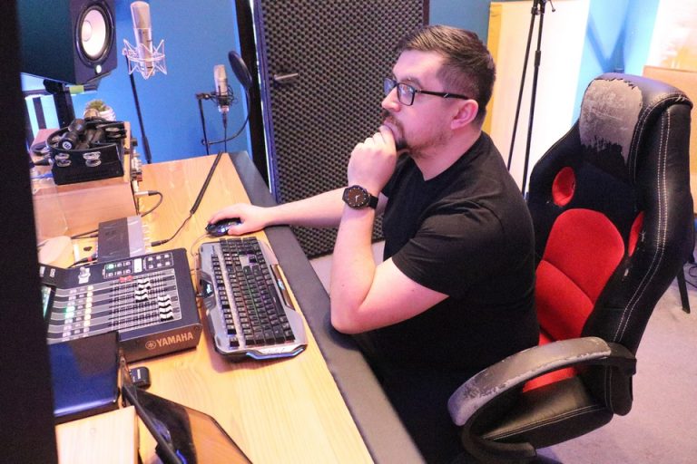 FOTO: POGURANAC Matej Baltić otvorio glazbeni studio: Oduvijek volim glazbu, a ovo je korak dalje