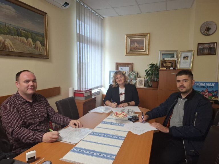 Općinska načelnica potpisala ugovore o radovima na uređenju hostela