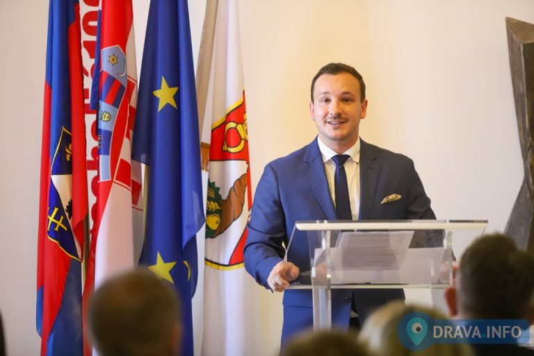 FOTO Održana svečana sjednica Općine Peteranec, načelnik Derdić: Pokazali smo volju i dosljednost, nepokolebljivo stupamo prema novim izazovima