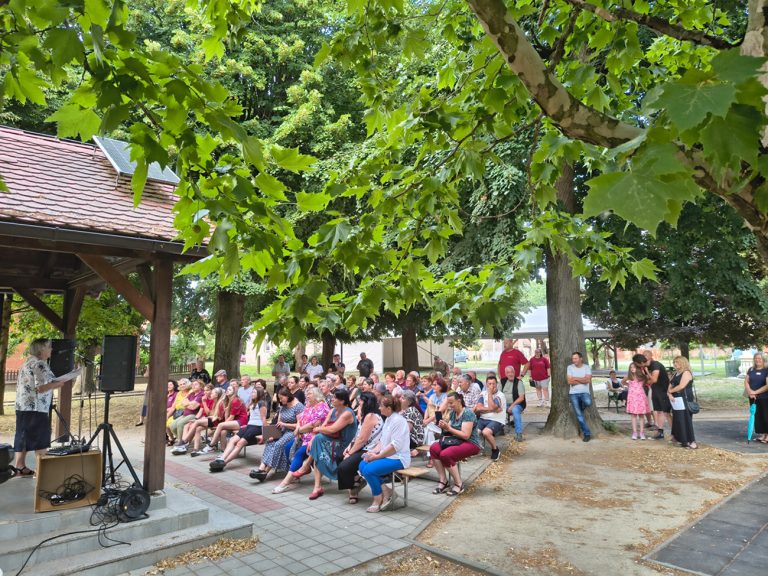 Održana pjesnička večer u čast pjesniku i glumcu Stjepanu Pepiju Plantaku