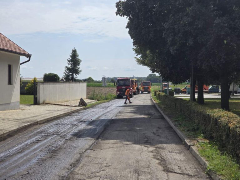 KOPRIVNIČKI IVANEC Traju radovi na obnovi kolnika u Industrijskoj ulici
