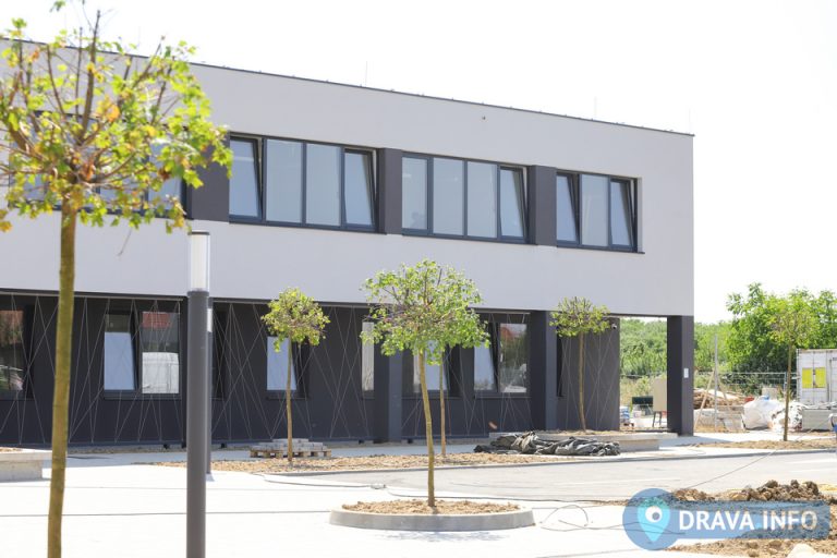 Poznato je kad svoja vrata otvara Medenjak, stiže Mia Dimšić, a vrtić mogu razgledati i građani