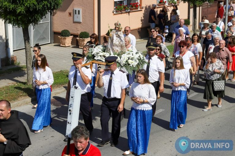 FOTO Vjernici u Molvama proslavili blagdan Velike Gospe