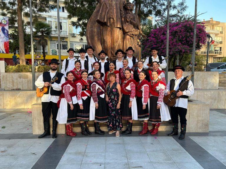 FENOMENALNO Naš folklorni ansambl osvojio prestižnu nagradu na Međunarodnom festivalu folklora održanom u Turskoj