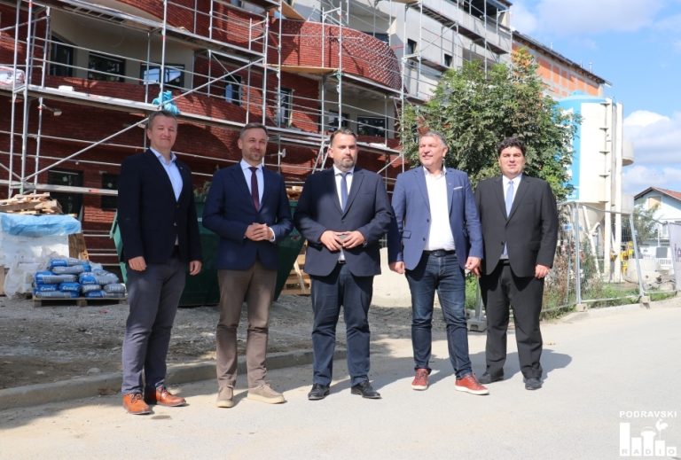 FOTO Ministar Marin Piletić posjetio Đurđevac: Ovaj je grad prvak u Hrvatskoj po ulaganju u socijalnu infrastrukturu po broju stanovnika