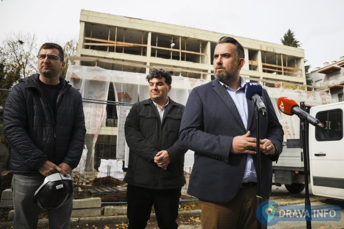 271025-ucenicki-dom-obilazak-radova-12