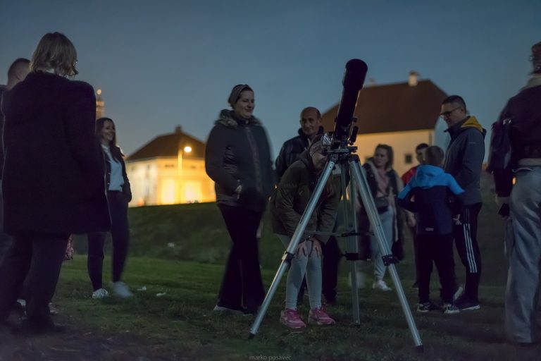 Koprivnički astronomi najavili javno promatranje neba pomoću teleskopa, dođite večeras na sajmište