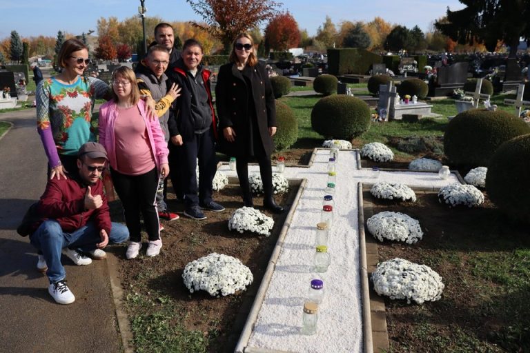 Uoči blagdana Svih svetih, Latice i Komunalac zajedno u akciji ponovne uporabe staklenih lampiona