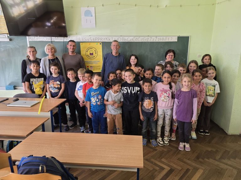 RASINJA Putopisac Jasen Boko u Kuzmincu održao interaktivno predavanje o toleranciji i različitostima