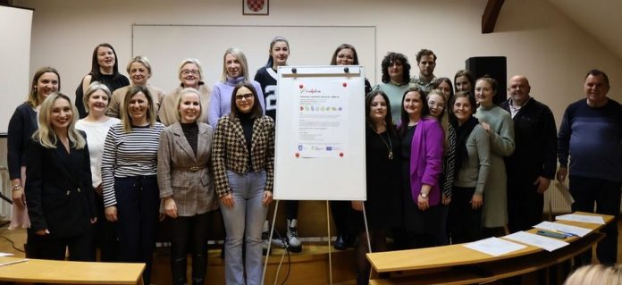 pomocnici_fotka_naslovna