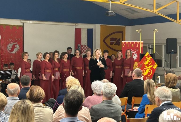 FOTO Predmartinjska večer kulture u Virju