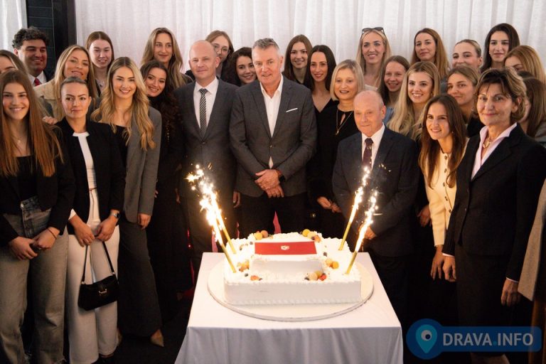 FOTO Rukometni klub Podravka proslavio obljetnicu, pogledajte prizore sa svečane akademije u Domoljubu
