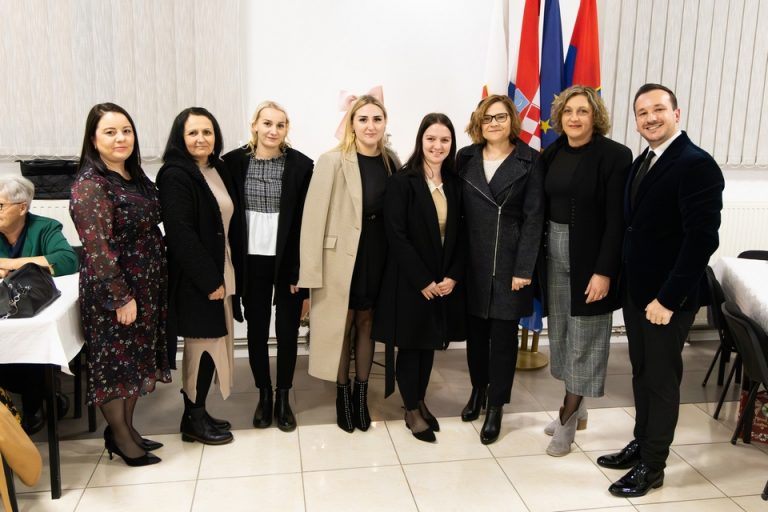 FOTO U Peterancu održan božićni domjenak, načelnik Derdić okupljenima zahvalio na uspješnoj godini
