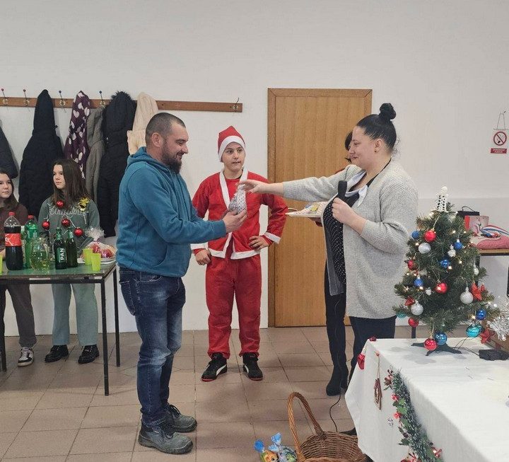 FOTO: NAJLJEPŠI BOŽIĆNI POKLON Udruga Gabajevčani dobila svoj prostor za aktivnosti i programe