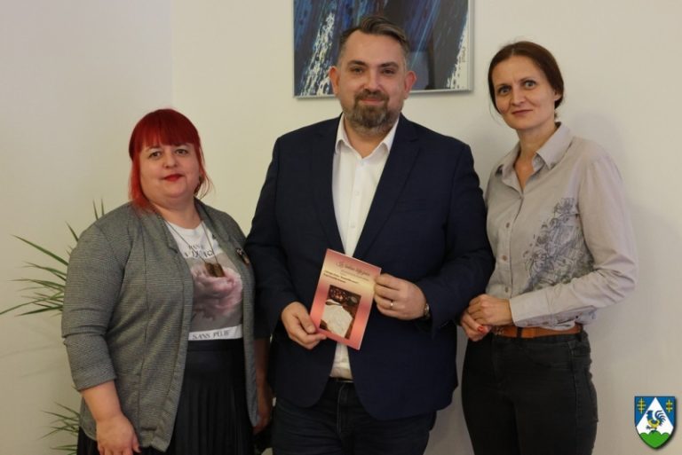 IZ BAKINE BILJEŽNICE Pola stoljeća Udruge Ivanečko srce obilježeno knjižicom recepata