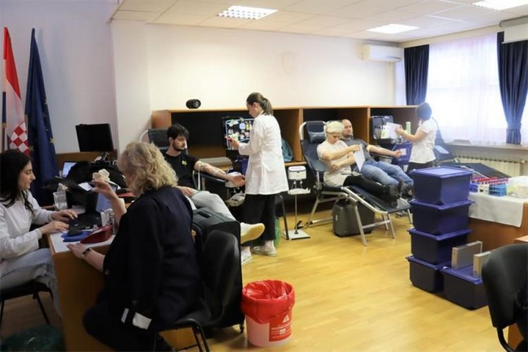 Akciji dobrovoljnog darivanja krvi u policiji odazvala se 34 djelatnika