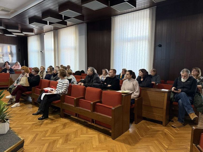 Održana edukacija za udruge o prijavi programa na Javne pozive