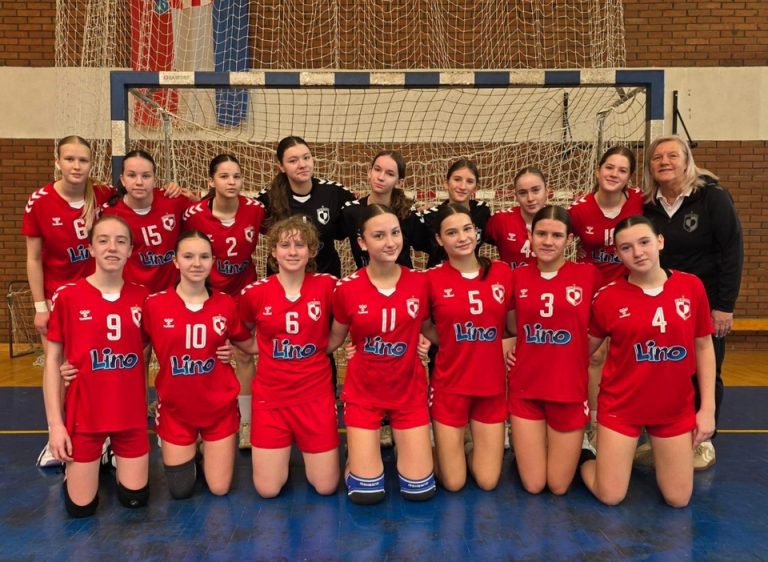 Mlade nade Podravke odigrale nove utakmice. Podravka U14 dvaput slavila, porazi i nova iskustva za U12 ekipu