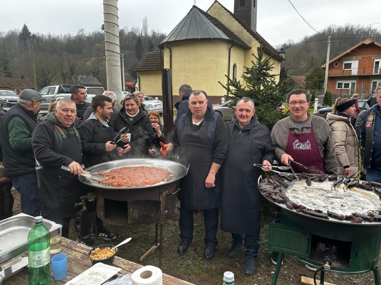 FOTO Sveta Ana na Valentinovo centar domaće gastronomije, PODRAVINA GASTROFEST okupio sve zaljubljene i zaljubljenike prirode, običaja i tradicionalnih specijaliteta