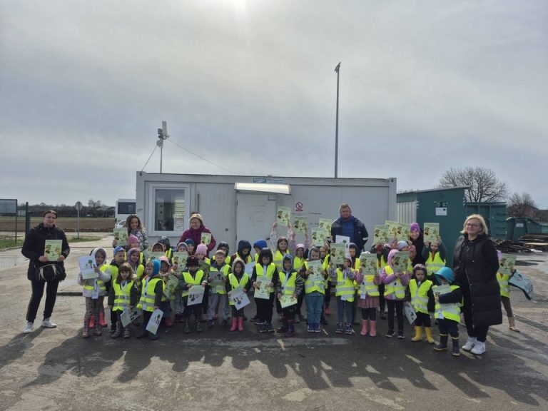 Povodom Svjetskog dana recikliranja mališani iz DV Medenjak posjetili Reciklažno dvorište