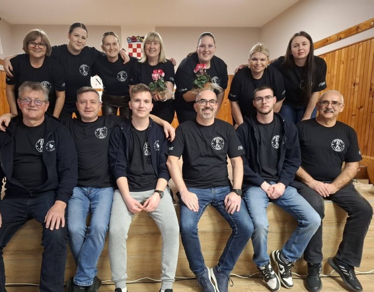 Članovi KUD-a Delovi sudjelovali na 14. međužupanijskim Dinjevačkim susretima plesa i pjesme