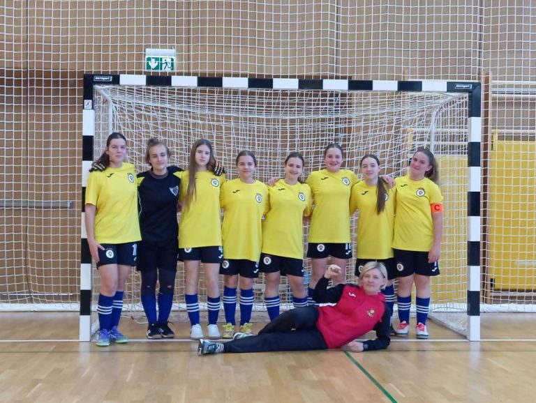 FOTO Nogometašice OŠ Mihovil Pavlek Miškina iz Đelekovca ostvarile povijesni uspjeh