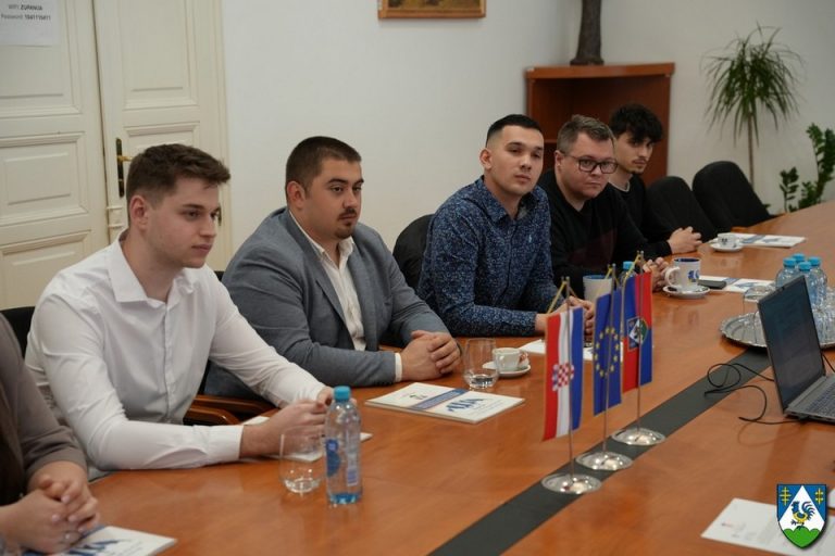 Na konstituirajućoj sjednici izabrani su predsjednik i zamjenik predsjednika Županijskog savjeta mladih