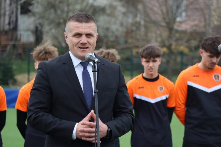 FOTO Otvorena nova nogometna igrališta u Križevcima, gradonačelnik Katanović: ‘Ovo je jedna od najvećih investicija u križevački nogomet u posljednjih 50 godina’