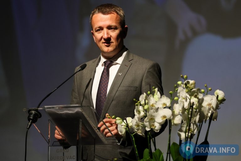 FOTO: DAN GRADA ĐURĐEVCA Gradonačelnik Janči: Želimo Đurđevac kao grad prilika u kojem mladi ostaju i gdje se kvaliteta života stalno podiže