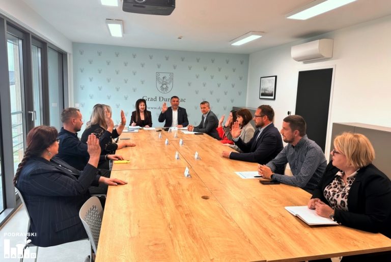 FOTO Velik interes za stanove u Đurđevcu, u planu proširenje APN projekta, Lacković: ‘Grad je spreman povećati kapacitete, što je tehnički i prostorno izvedivo’