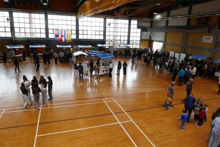 Na ‘Danima otvorenih vrata’ u Strukovnoj školi u Đurđevcu promovirana kampanja ‘Postani policajac/policajka’