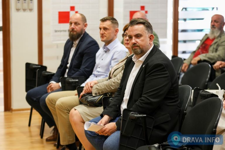 FOTO Potpisani ugovori s udrugama i ustanovama iz područja kulture te vjerskim zajednicama