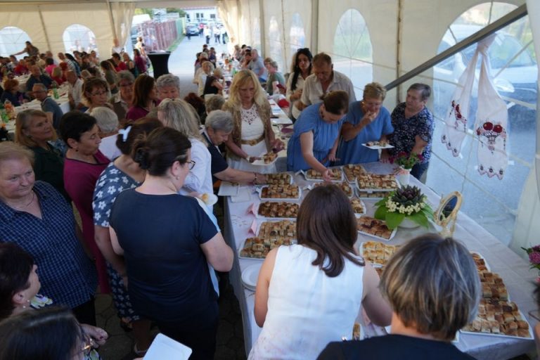 FOTO Rekordna Štruklijada u Kunovec Bregu okupila 36 udruga i oduševila bogatom ponudom domaćih delicija