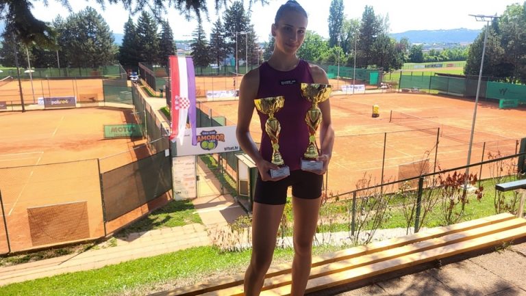FOTO Izvrsna đurđevačka tenisačica Mia Robotić niže pobjede, dva turnira bez izgubljenog seta