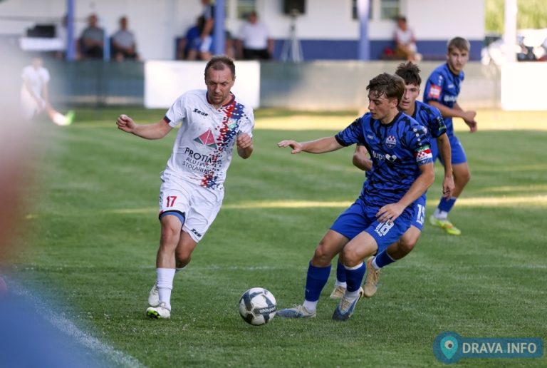 FOTO Slaven Belupo gostovao u Imbriovcu na proslavi 80. obljetnice NK Borac