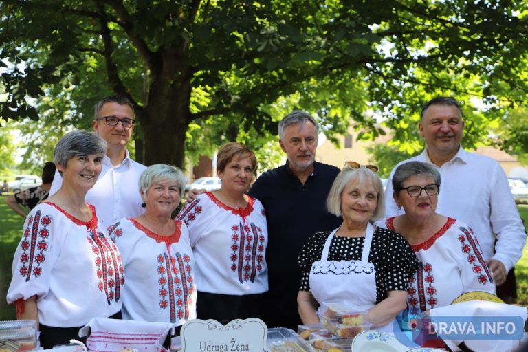 FOTO Najslađi dio Picokijade: 35 udruga predstavilo domaće kolače